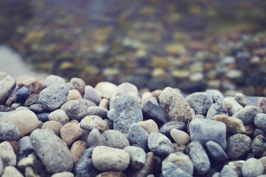 Improvised Water Filter: How - Improvised Gear