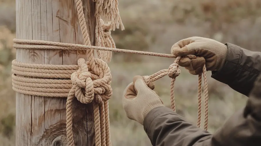 knot tying techniques